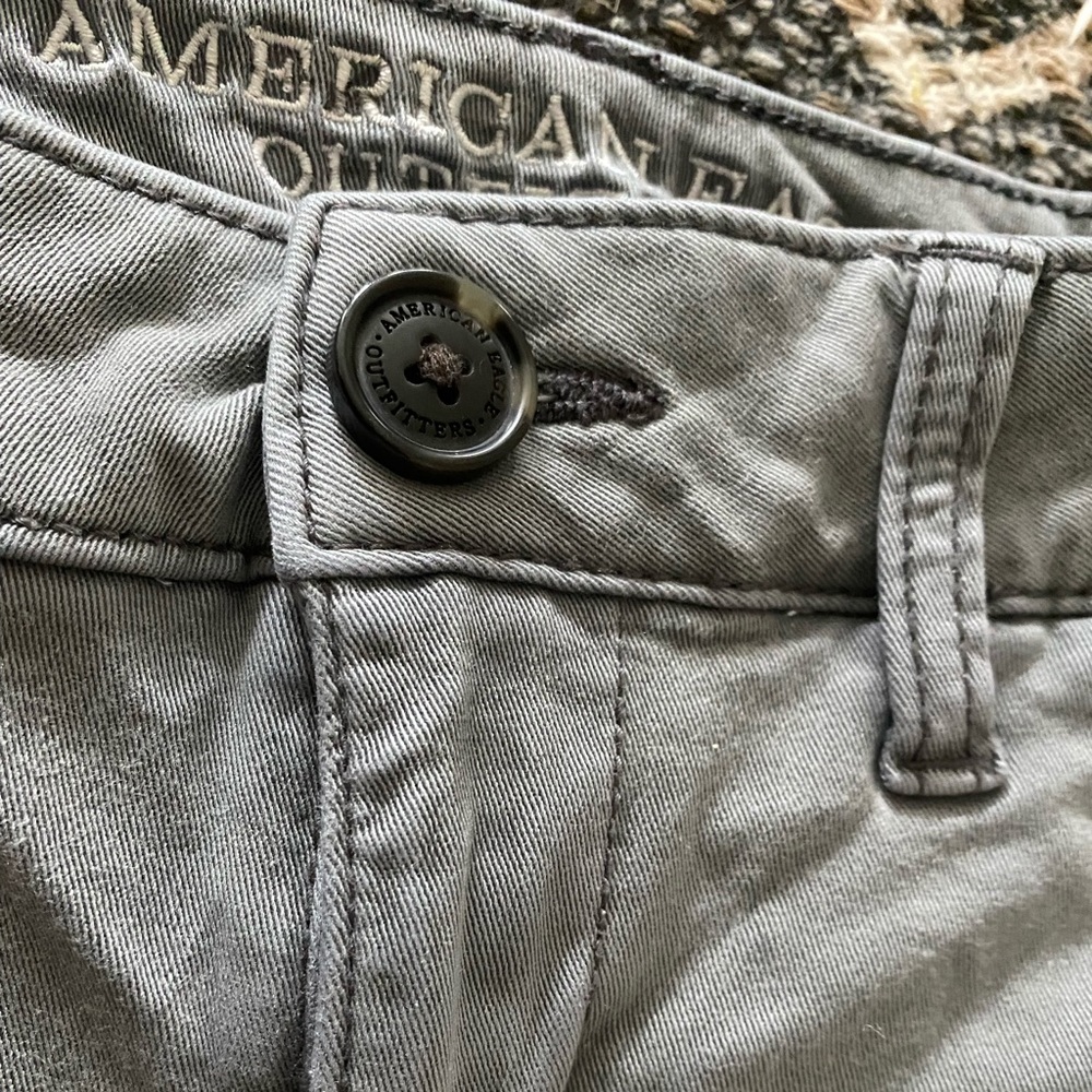 Grey stretchy skinny pants